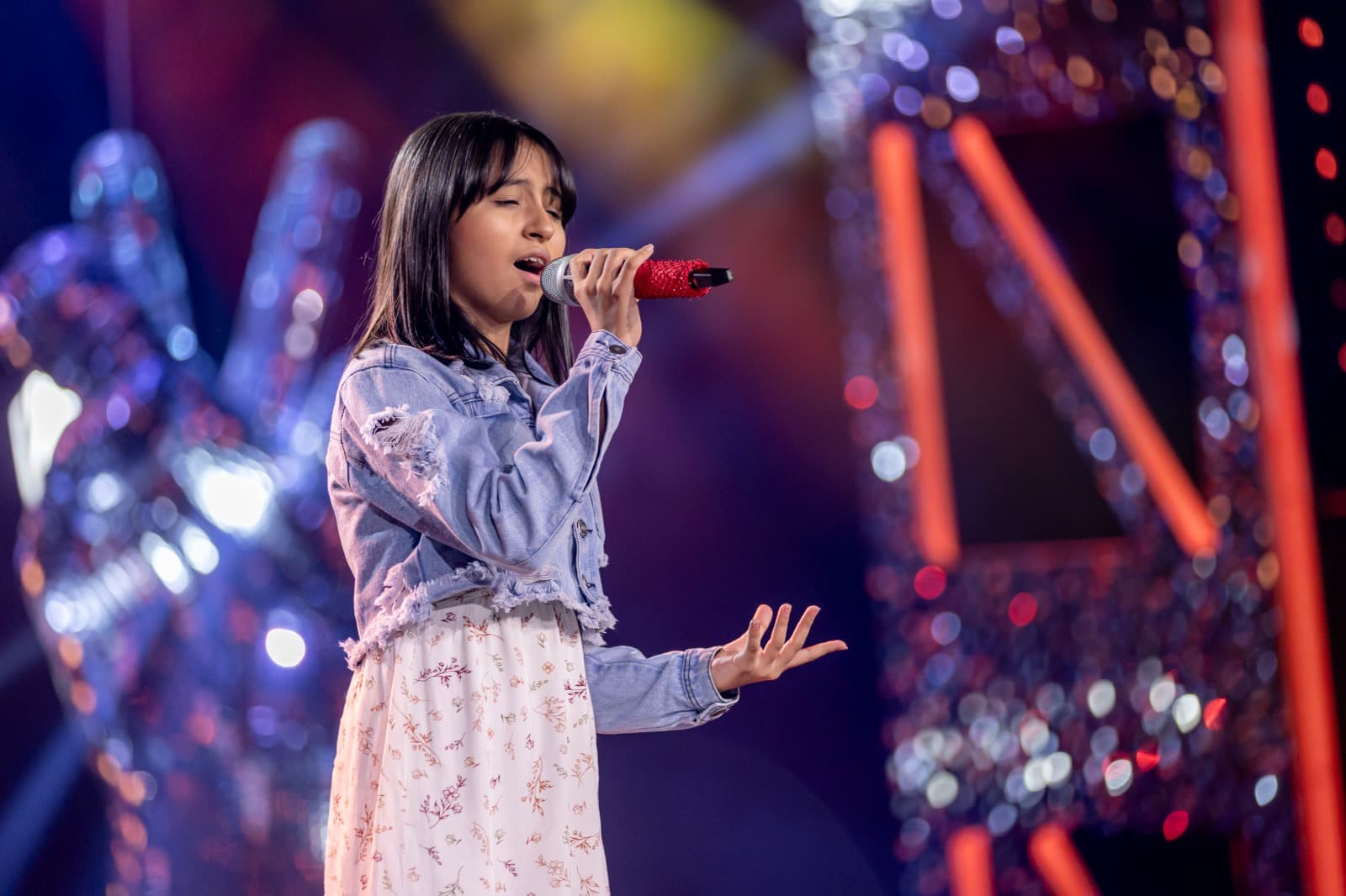 Heidy Bega sonriendo